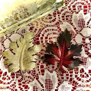 Vintage brooch fashion jewelry Pin lot of 2 large leaves